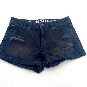 UEC Volcom black distressed jean shorts size 26